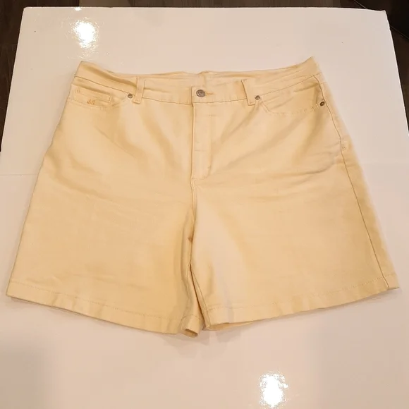 💠GLORIA VANDERBILT All Around Slimming Effect Shorts Amanda Womens Size 16 - Picture 3 of 12